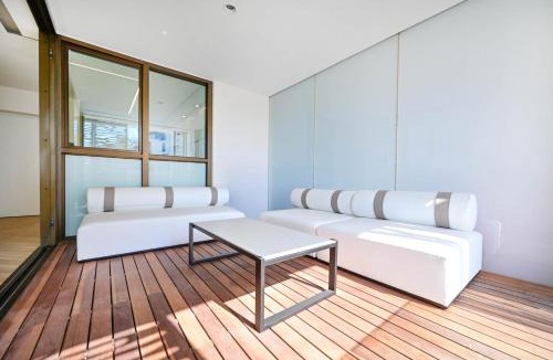 Old North Apartment | (Safe Room Inside) | Coastal Sea View & Parking