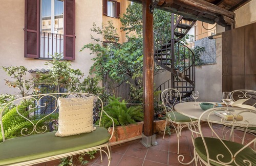 Trastevere Apartment | San Francesco Ripa 2 - Fornarina Oasis Cottage