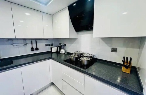 Muharraq Apartment | Saxophone Suites