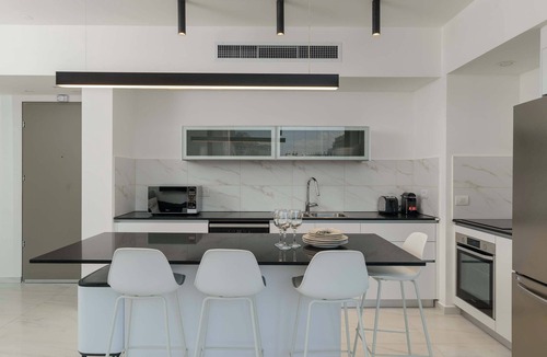Kerem HaTeimanim Apartment | Sea&City at Geula with MAMAD by HolyGuest