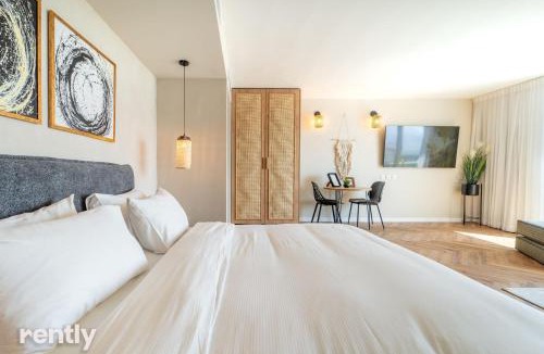 Eilat Apartment | Sea side "Sunflower" apartment - by Rently