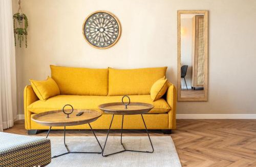 Eilat Apartment | Sea side "Sunflower" apartment - by Rently
