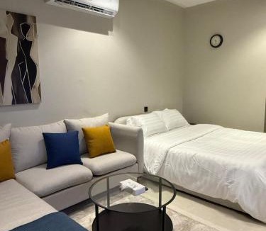Ghirnatah Apartment | Self-Entry studio Qarnatah