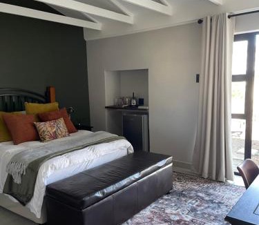 Secunda House | Seven
