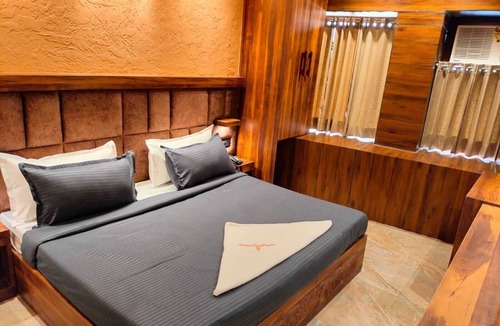 Jwalapur Hotel | Sky High By T&M Hotels