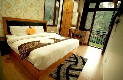 Shoghi Hotel | Spacious 11-bedroom Retreat in soothing Shoghi with AC comfort