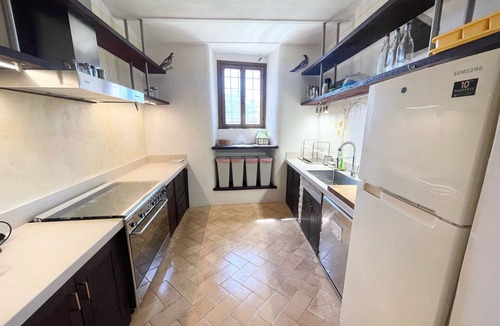Spoleto House | SPOLETO TRANQUILITA + POOL. SLEEPS 20 SPOLETO CENTRE 15 MINS