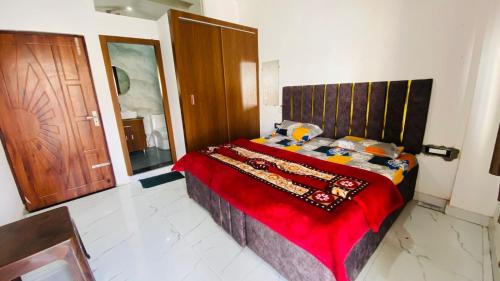 Rishikesh House | Srinivasa Homestay ISBT By YatriMap