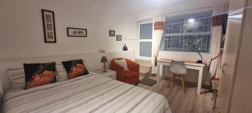 Cape Town City Centre Apartment | Studio Bay View