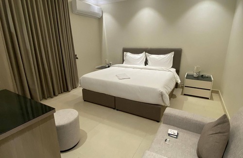 Medina Hotel | Studio King Bed with kitchen