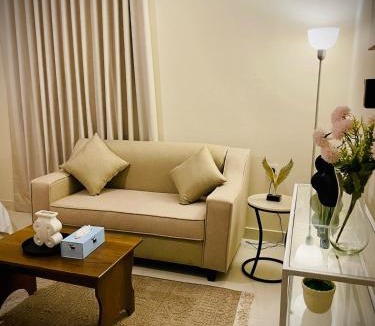 Al Faisaliyah Apartment | Studio M Morice Stay7