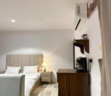 Ramm Apartment | Studio overlooking pool amid flowering and quiet