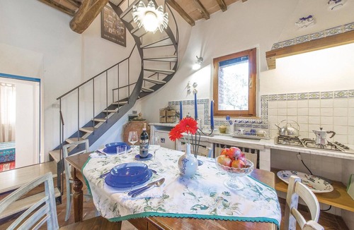 Monteroni d'Arbia House | Stunning home in Monteroni d´Arbia SI with WiFi