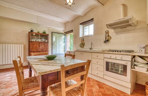 Sinalunga Villa | Stunning private villa for 9 guests with WIFI, TV, patio and panoramic view