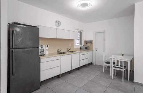Netanya Apartment | Stunning Sea View 3BDR With Terrace By Isrentals