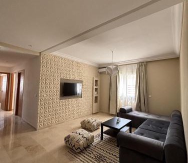 La Nouvelle Ville Ibn Batouta Apartment | Sublime T3 bord de mer avec piscine & Balcon I Proche Aéroport