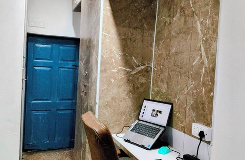 The Mall Road House | Sukoon Homestay with 6-bedroom, Cafe, WiFi on Mall Road Mussoorie