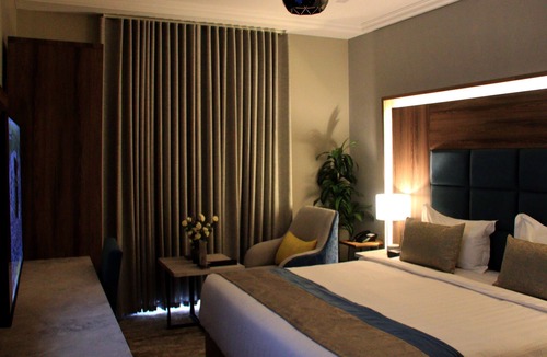 Al Ulaya Hotel | Swat Serviced Apartments 4