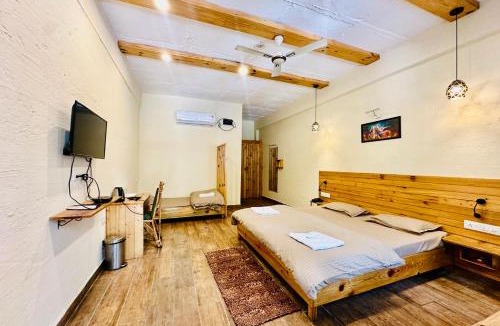 Tapovan Hotel | Swiss Cottage By Bliss forestia