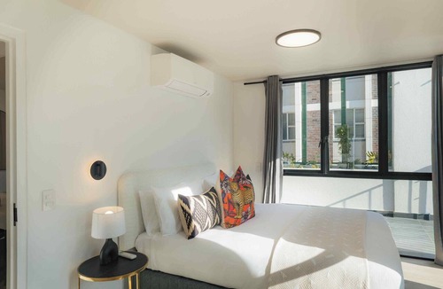 Cape Town City Centre Hotel | TEN on V - Fluent Serviced Apartments