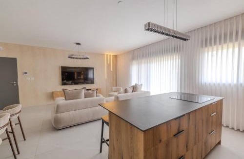 Haifa Apartment | The best 3BR APT in Kiryat Haim BY MadrigalRentals