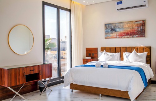 Riyadh Resort | The Land Resort