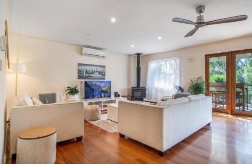 Kew House | The Panoramic Tree View Home in Melbourne City