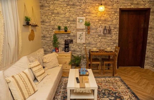 Dammam Apartment | The Rustic Home 2