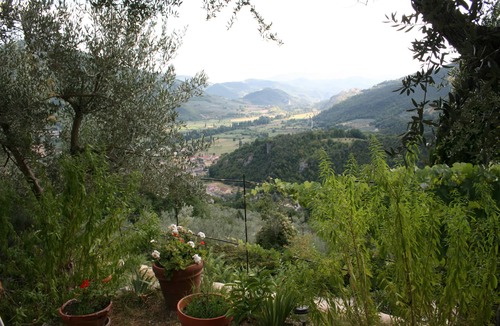 Precetto House | The Stone House in private medieval village