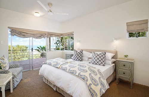 Umhlali Beach House | Tiffany Beach Salt Rock: A beautiful beach house, direct access to the beach.