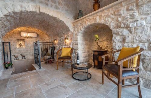 Safed Old City Villa | Tirat Ronit - טירת רונית