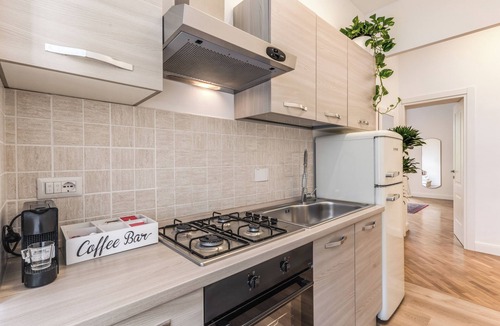 Testaccio Apartment | Top floor, Luxury Suite Over the Tiber, stunning view of the river and skyline!