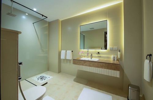 Ar Rawabi Hotel | Towlan Al Rayan Hotel