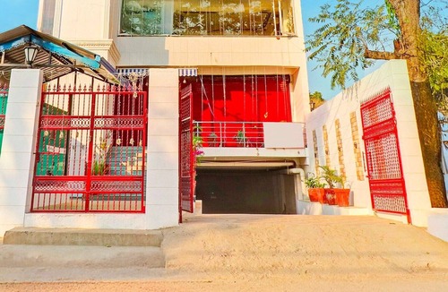 Dehradun House | Townhouse Oak Patel Nagar Dehradun