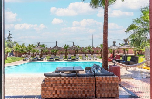 District of Sidi Youssef Ben Ali Villa | Très Belle Villa à 2km du Centre de Marrakech sur la rte d Ourika Avec 4 Suites
