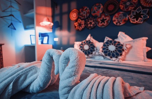 Medina Bed & Breakfast | Traditional Moroccan RIAD with Modern Comfort