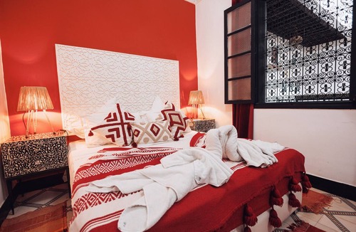 Medina Bed & Breakfast | Traditional Moroccan RIAD with Modern Comfort