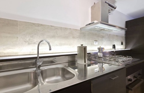 Trastevere Apartment | Trastevere 5BR Estate: Cinema, Jacuzzi & Terrace
