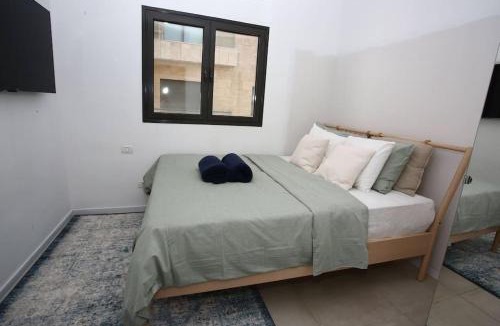 Kerem HaTeimanim Apartment | Ultra Luxury 3BR Beach Apartment