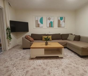 Qatsrin House | Under the Stars of the Golan