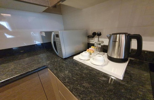 Qudaibiya House | Upscale 2BR Executive Sunday Luxury in Adliya