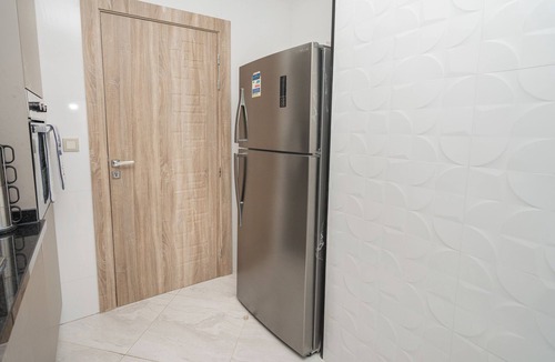 Bni Makada Apartment | Upscale apartment with large balcony in the heart of the city