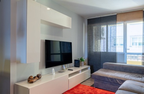 O Grove House | Vacation Apartment in O Grove with Wi-Fi and Air Conditioning