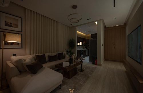 Al-Rawdah Apartment | Velora Living Royal 2BR Apartment 70 TV