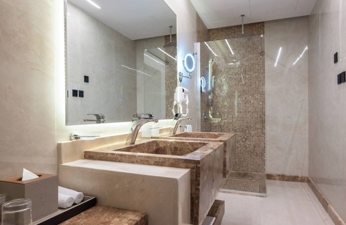 Taif Hotel | Vender Hotel فندق فندر