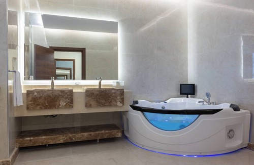 Taif Hotel | Vender Hotel فندق فندر