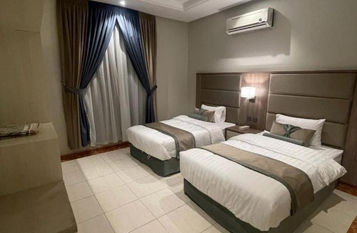 Al Hamra Hotel | Verona serviced apartments فيرونا شقق مخدومة