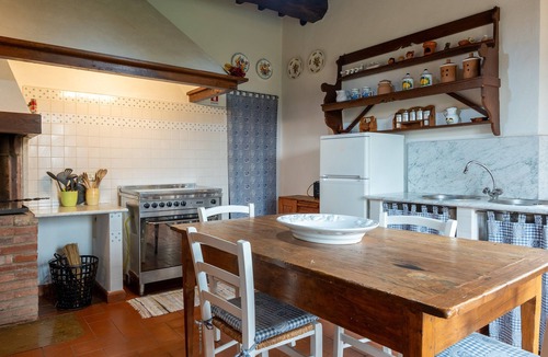 Montefollonico House | Villa Banditello, Secluded, Panoramic Views of Montepulciano Valley