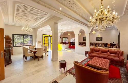 Semlalia Villa | Villa Caprice Palace in city center