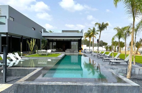 Tassoultante House | Villa D'horizon
